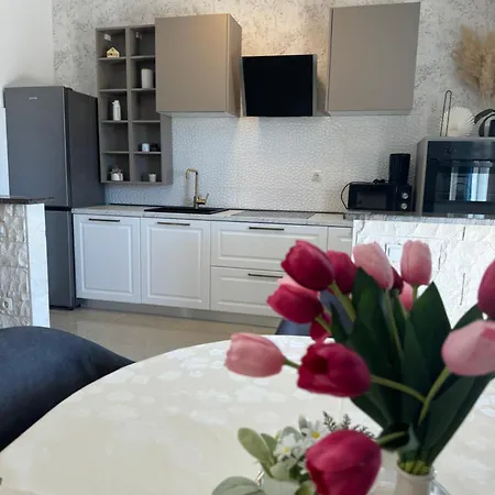 Enjoy Apartment